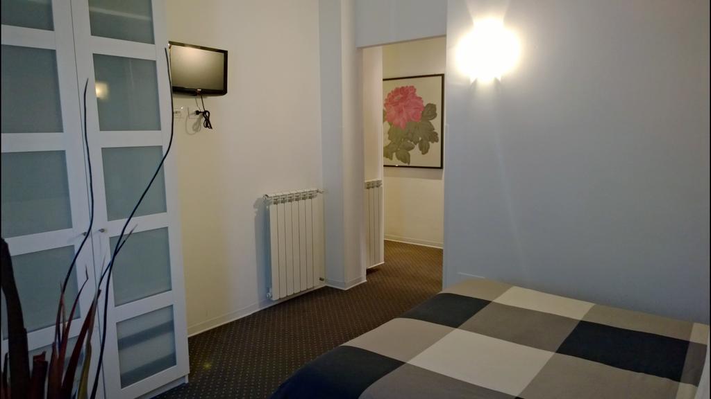 Almi Rooms Rzym Zewnętrze zdjęcie