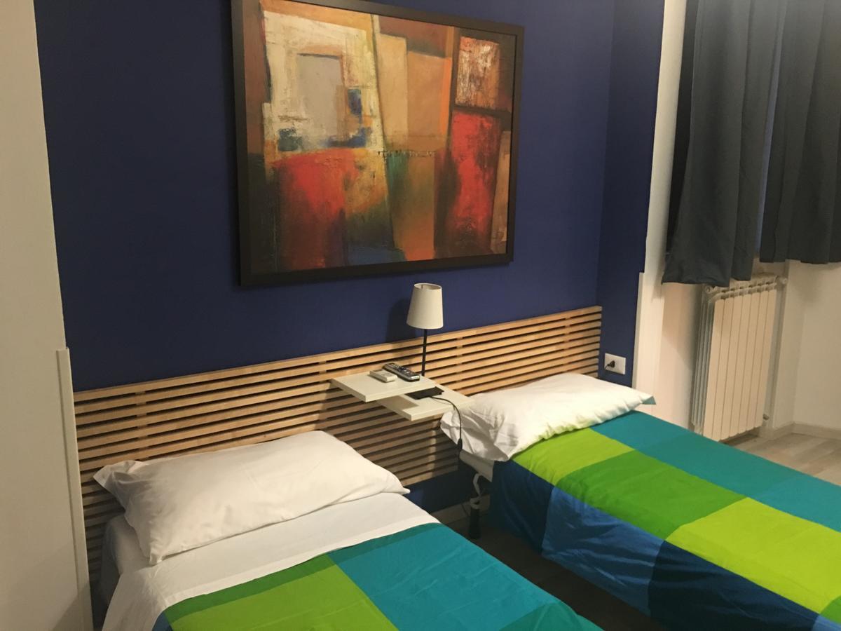 Almi Rooms Rzym Zewnętrze zdjęcie