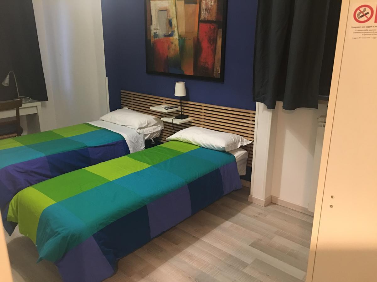 Almi Rooms Rzym Zewnętrze zdjęcie